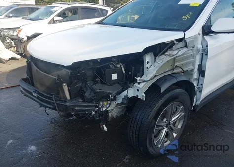 2016 Hyundai Santa Fe Sport 2.4L z USA, uszkodzony, nr VIN 5XYZUDLB6GG365528